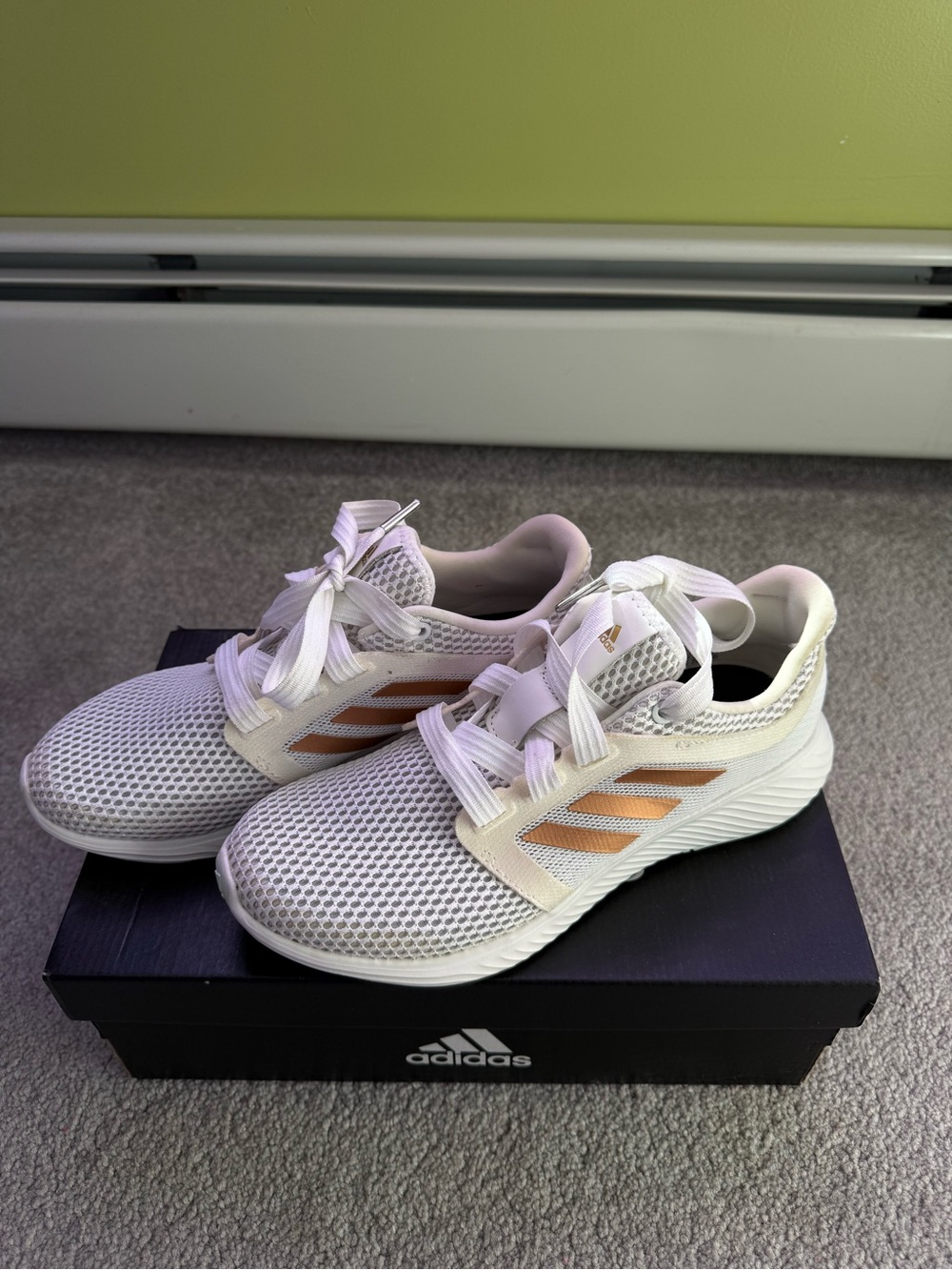 Adidas Edge Lux 3 Lightweight Running Shoes